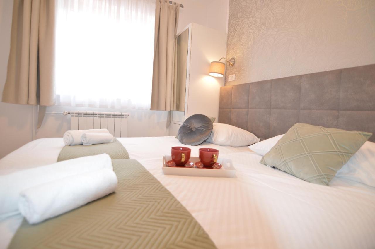 Apartments Amari สตารีกราด-ปาเคลนีซา ภายนอก รูปภาพ